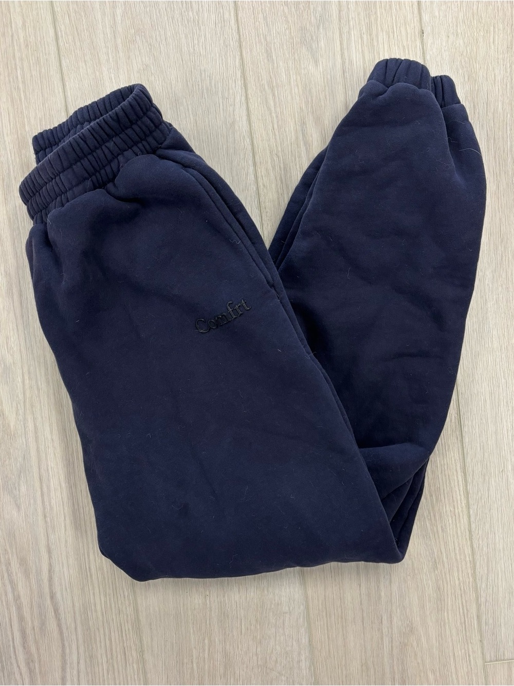 Women’s Comfrt navy sweatpants